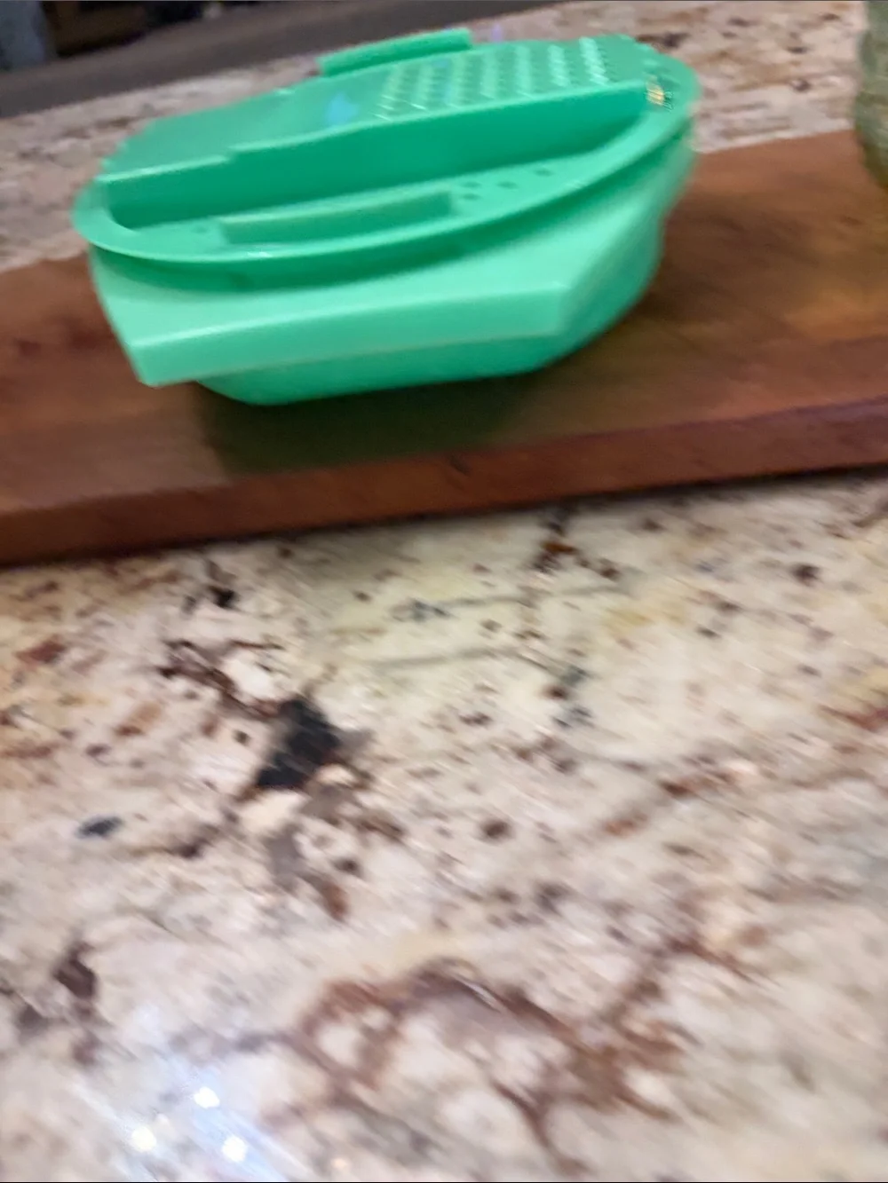 vintage Tupperware Multi-Purpose Kitchen grater Lid